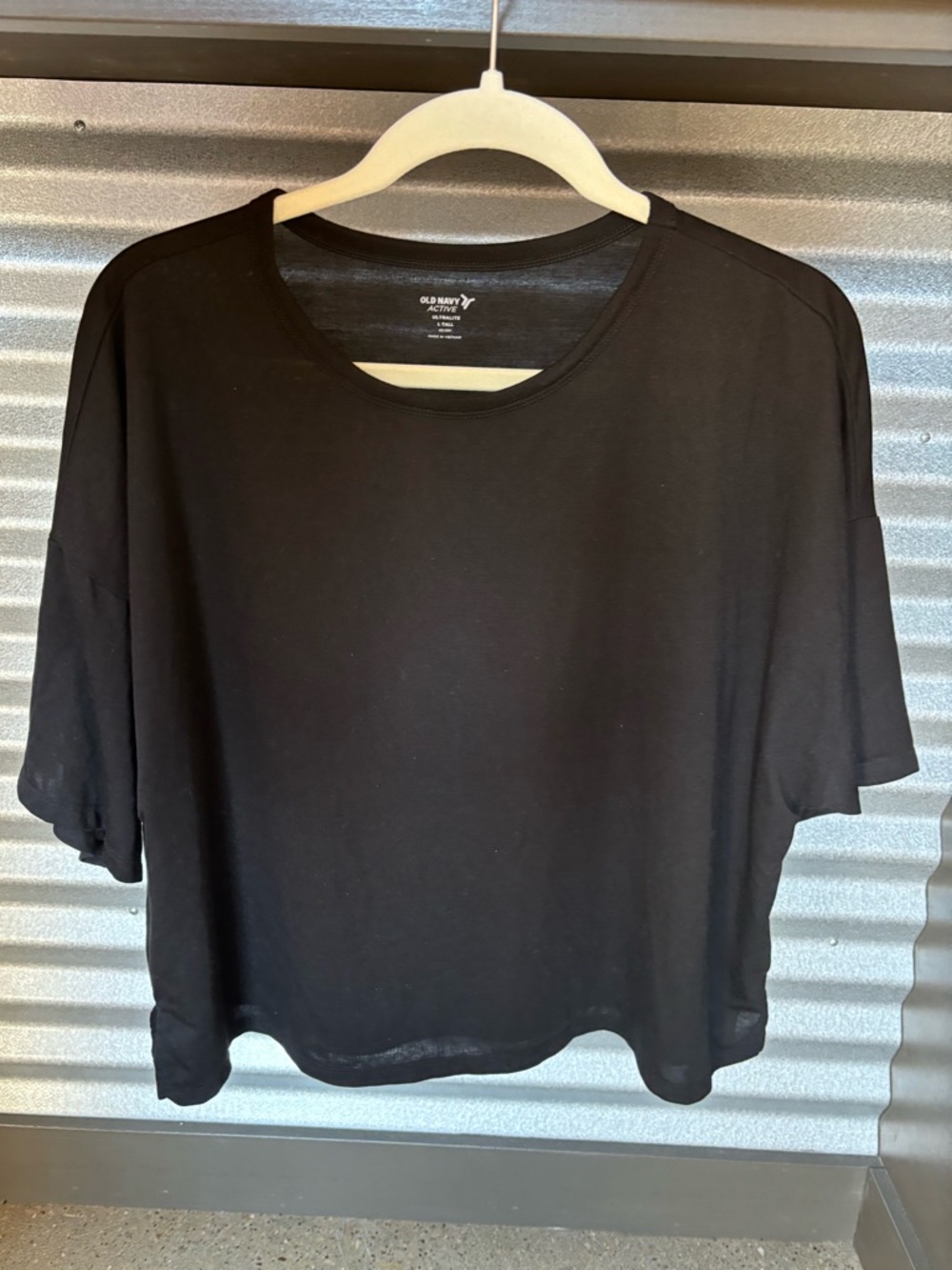 Old Navy Active Black Women's Short Sleeve Boxy Tee